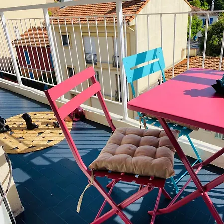 Avec Balcon Proche Du Port Saint-raphael 公寓 *
