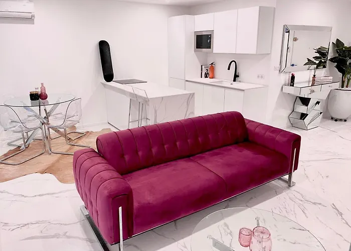 Avec Balcon Proche Du Port Saint-raphael Apartment *