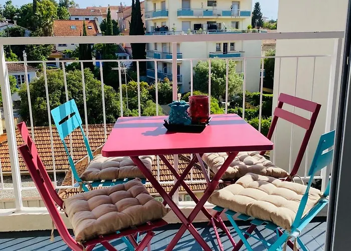 Avec Balcon Proche Du Port Saint-raphael * Saint-Raphael (Var)