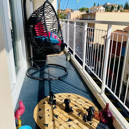 Apartment Avec Balcon Proche Du Port Saint-raphael