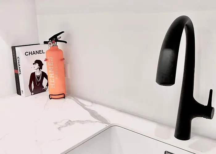 Avec Balcon Proche Du Port Saint-raphael Apartmán